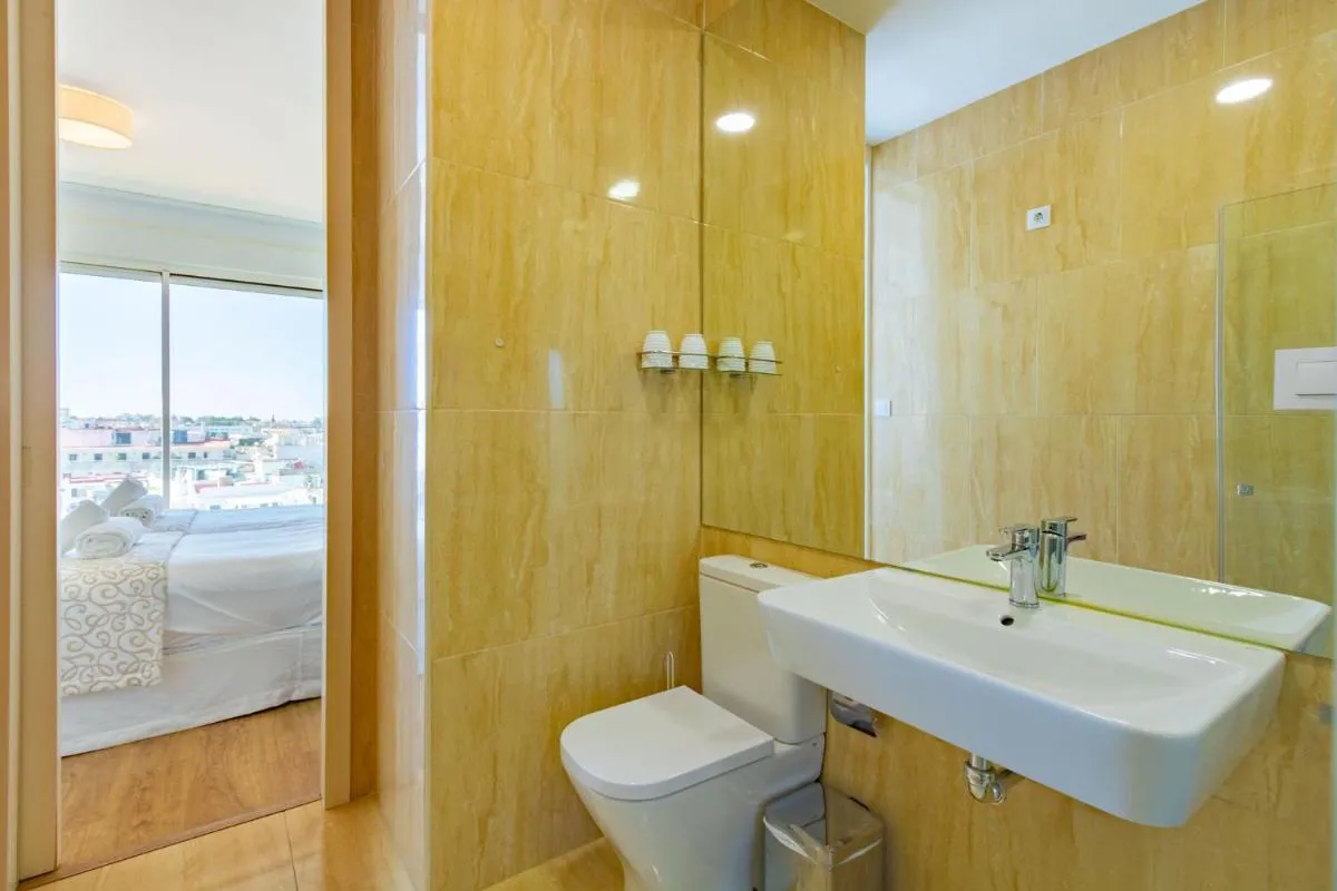 Image 2 of San Pablo Deluxe Suite by Valcambre