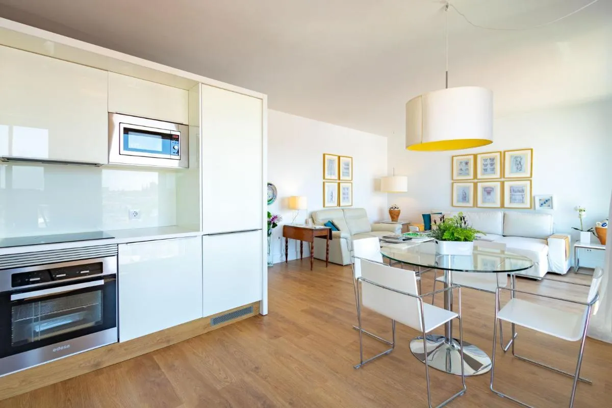 Image 3 of San Pablo Deluxe Suite by Valcambre