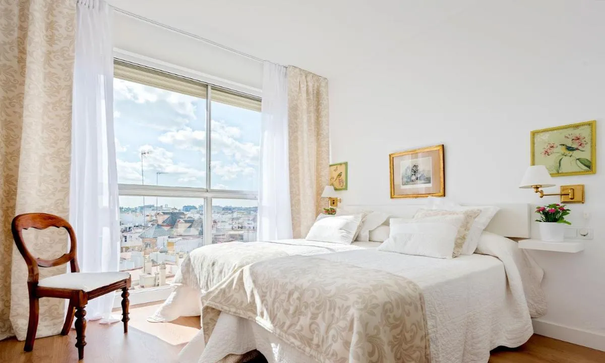 Image 6 of San Pablo Deluxe Suite by Valcambre