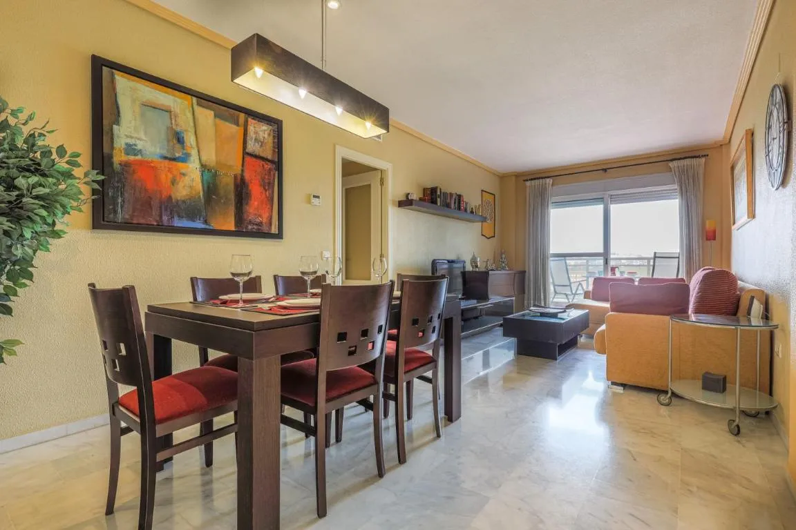 Image of Sensacional Apt 2 Hab 2 baños 4 pax Aljarafe Metro