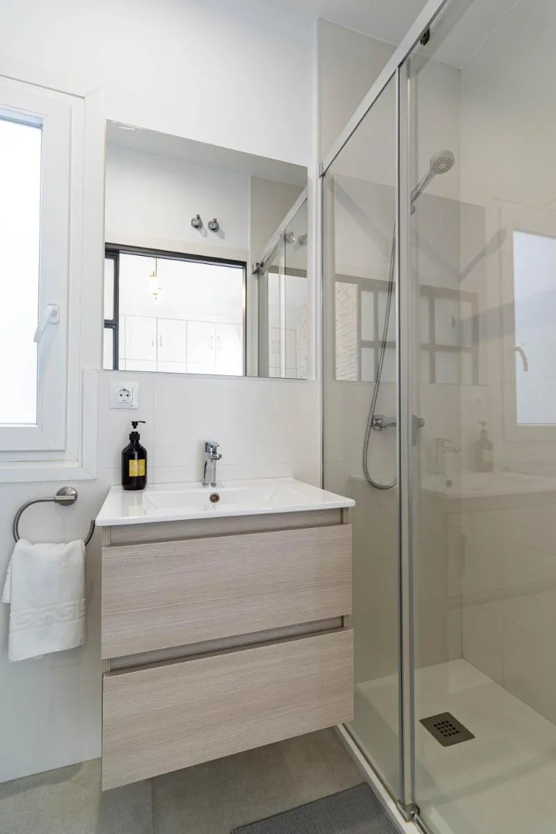 Image 3 of Sepúlveda, moderno apartamento by OUTIN