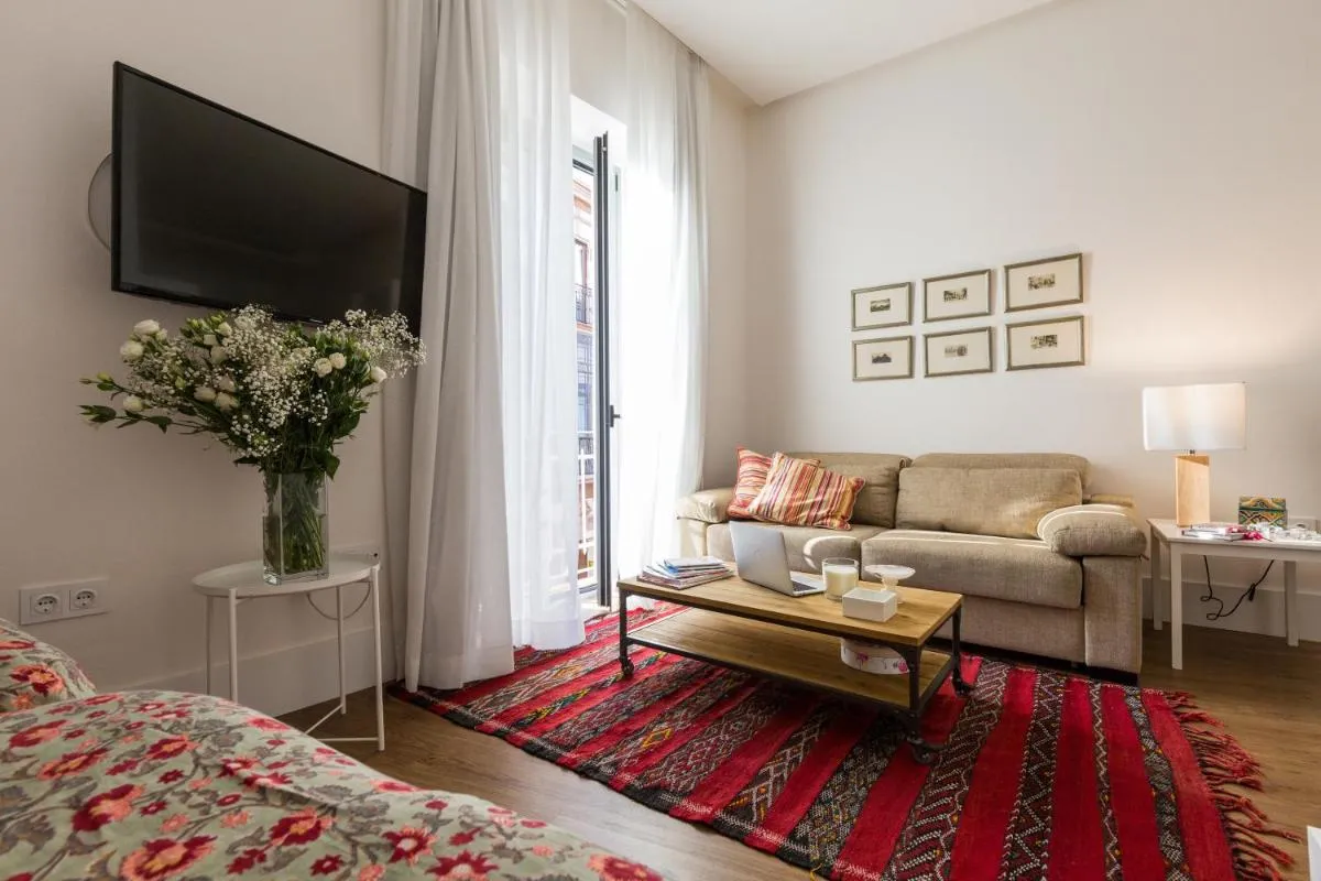 Image 4 of Sevilla Home Center Suites