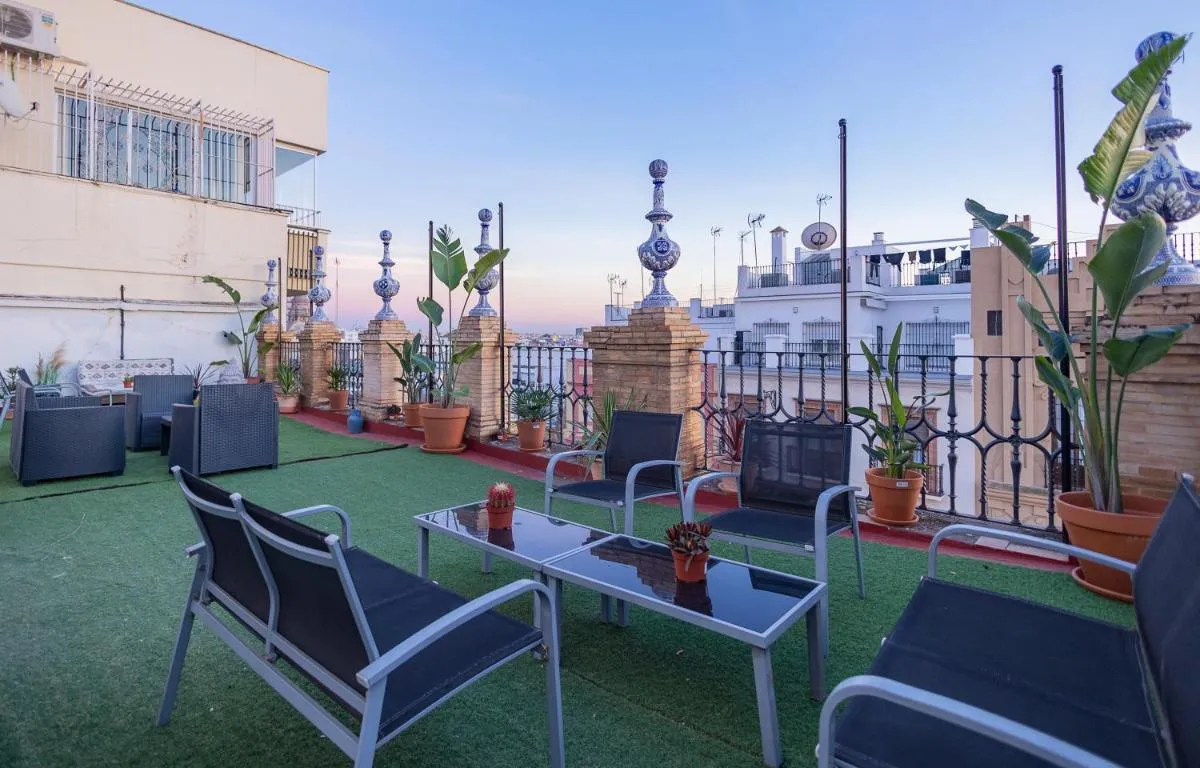 Image 2 of Sevilla deluxe suites