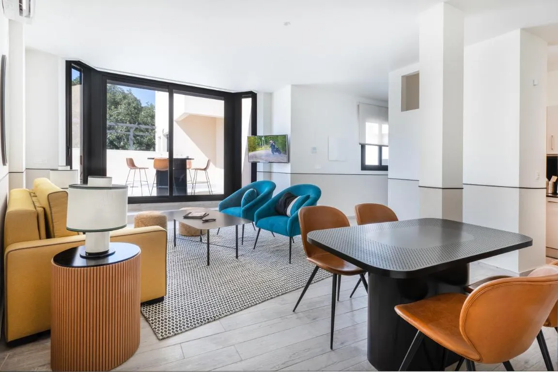 Image of Slow Suites Setas
