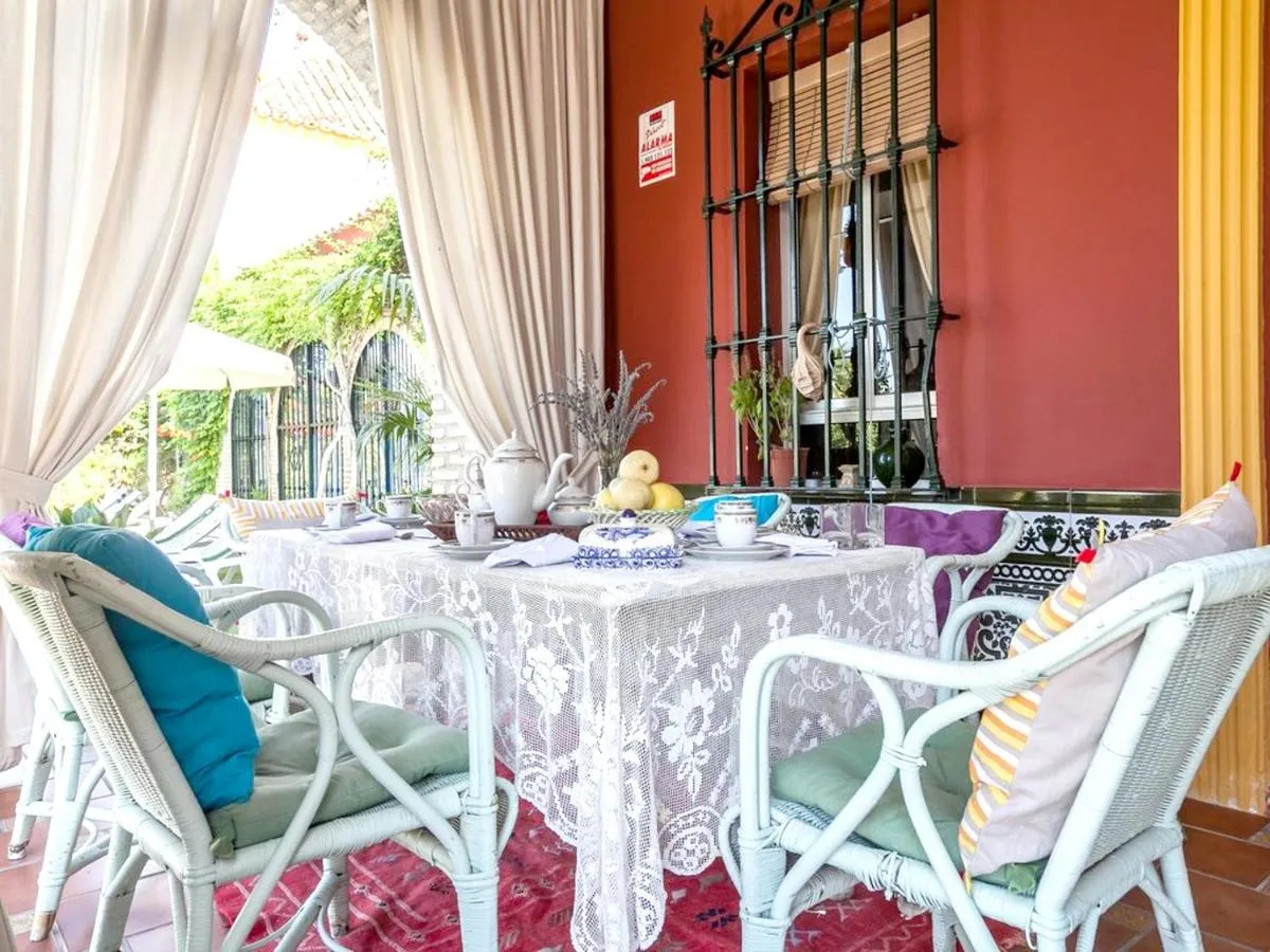 Image 4 of Sunny Villa near Los Palacios y Villafranca with Private Pool
