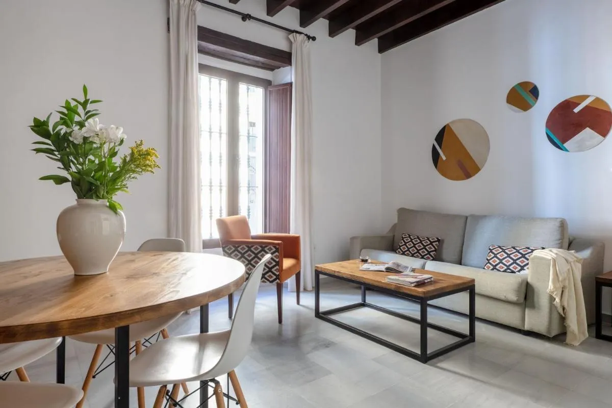 Image 5 of Triana Boutique Apartments by Hommyhome