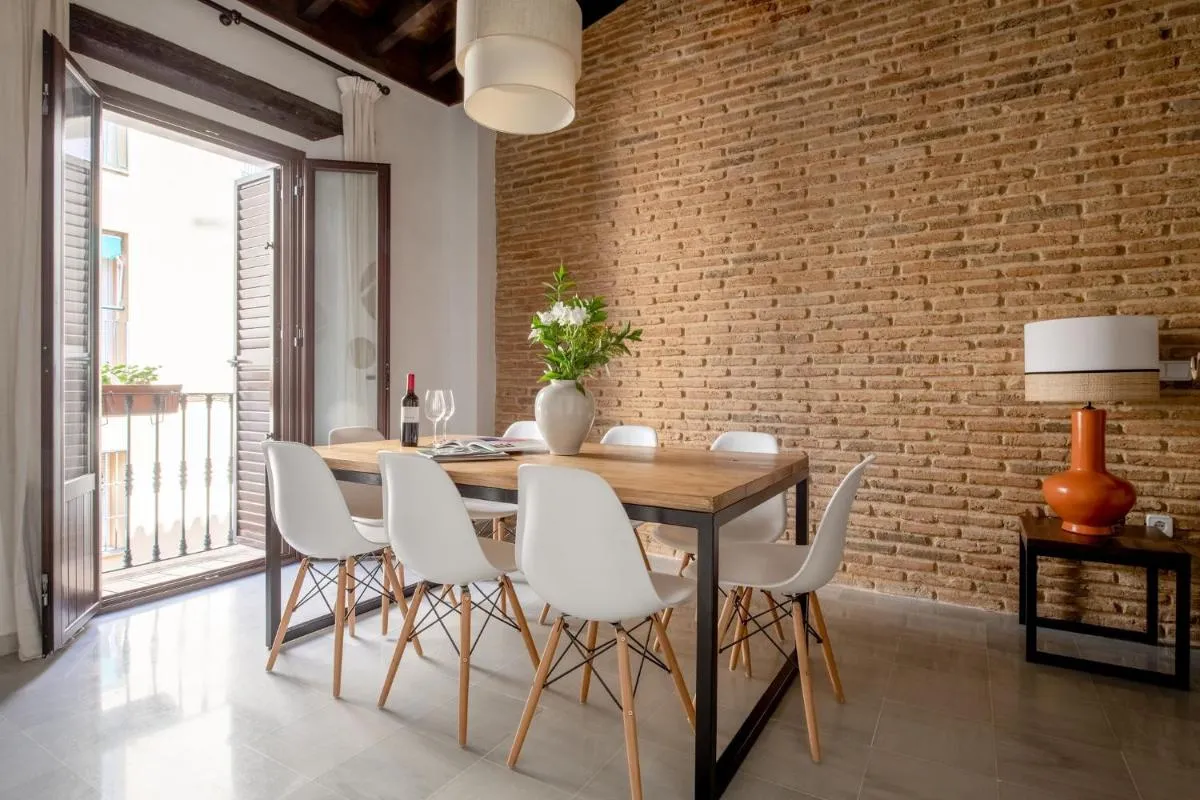 Image 1 of Triana Boutique Apartments by Hommyhome