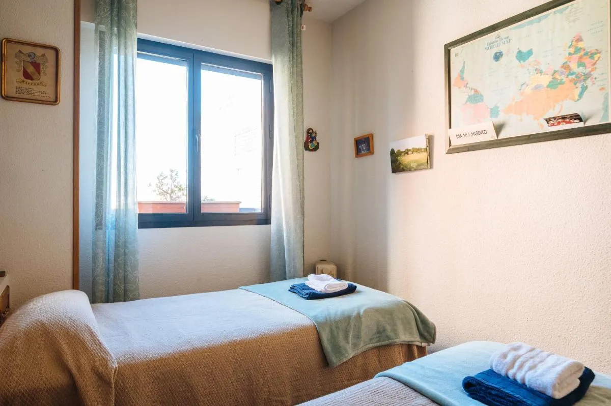 Image 6 of acogedor piso con parking santa justa
