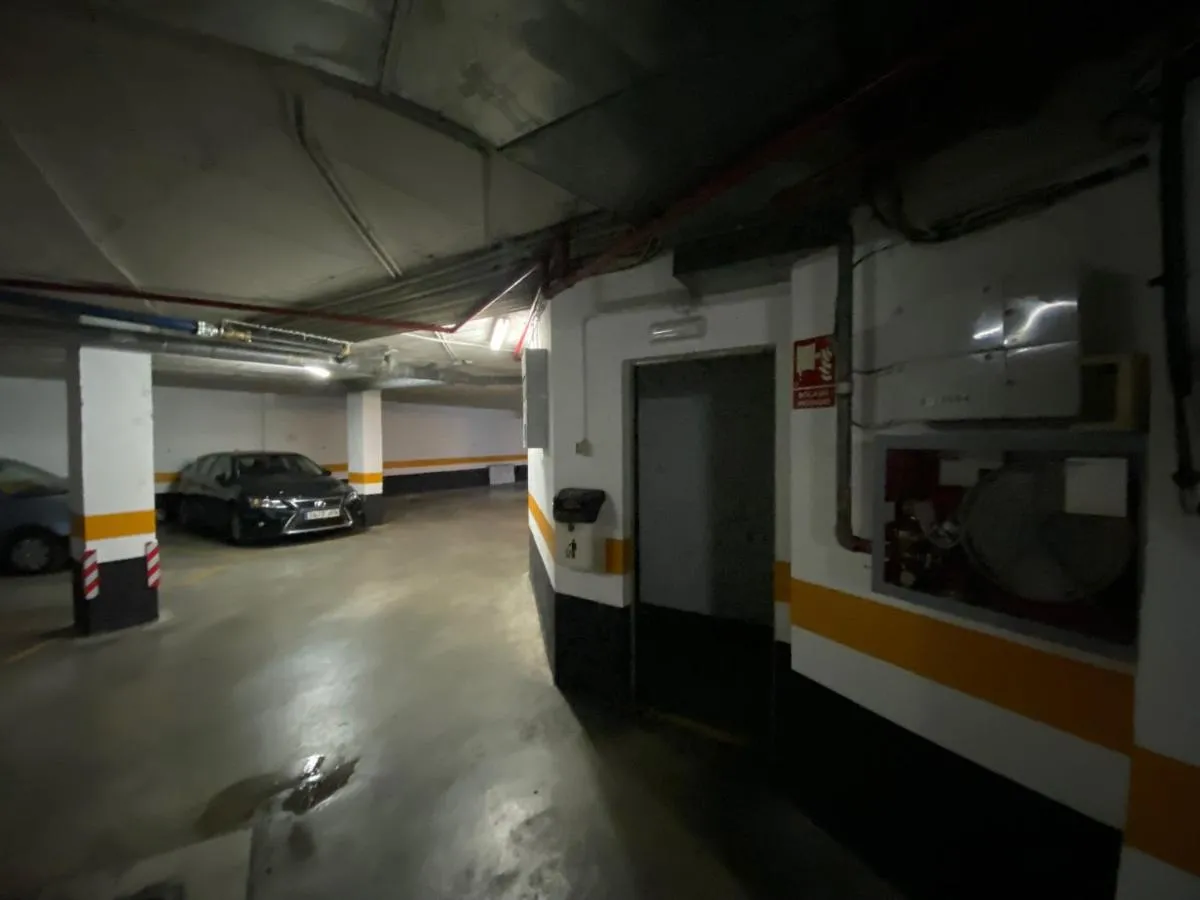 Image 5 of fantástico apartamento con parking avenida de cadiz