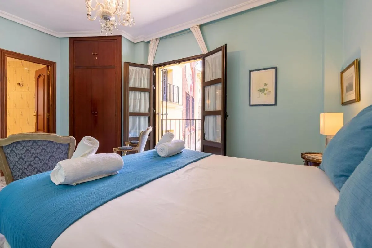 Image 1 of Alfalfa Deluxe Suite by Valcambre