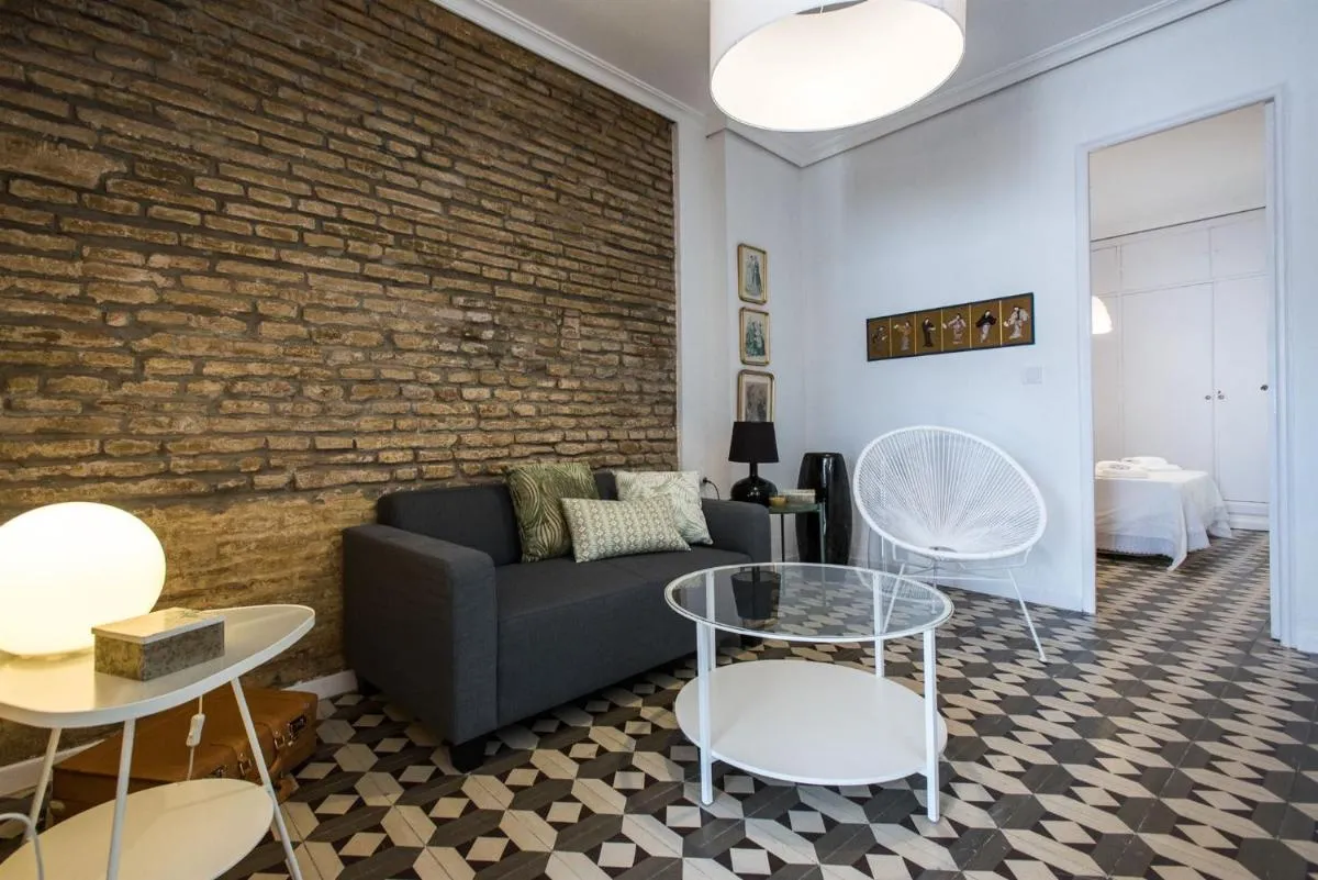 Image 2 of Alhóndiga Suite Apartment with Terrace