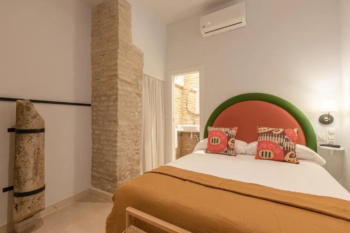 Image 1 of Angeles 6- Giralda Luxury by Valcambre