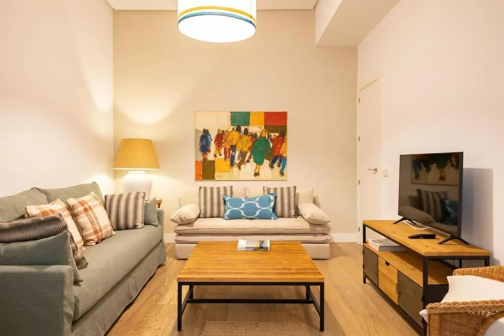 Image of Angeles Deluxe Suite by Valcambre