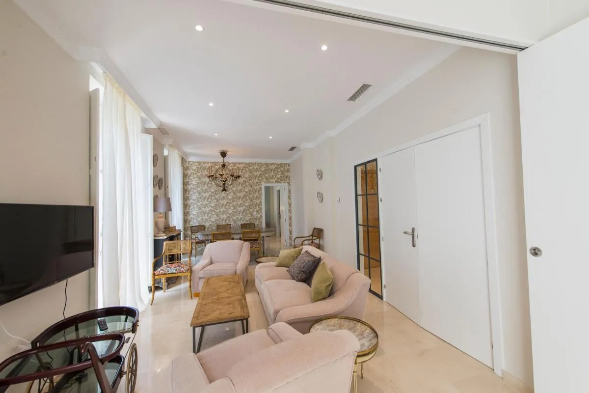 Image 4 of Apartamento Living By Cathedral