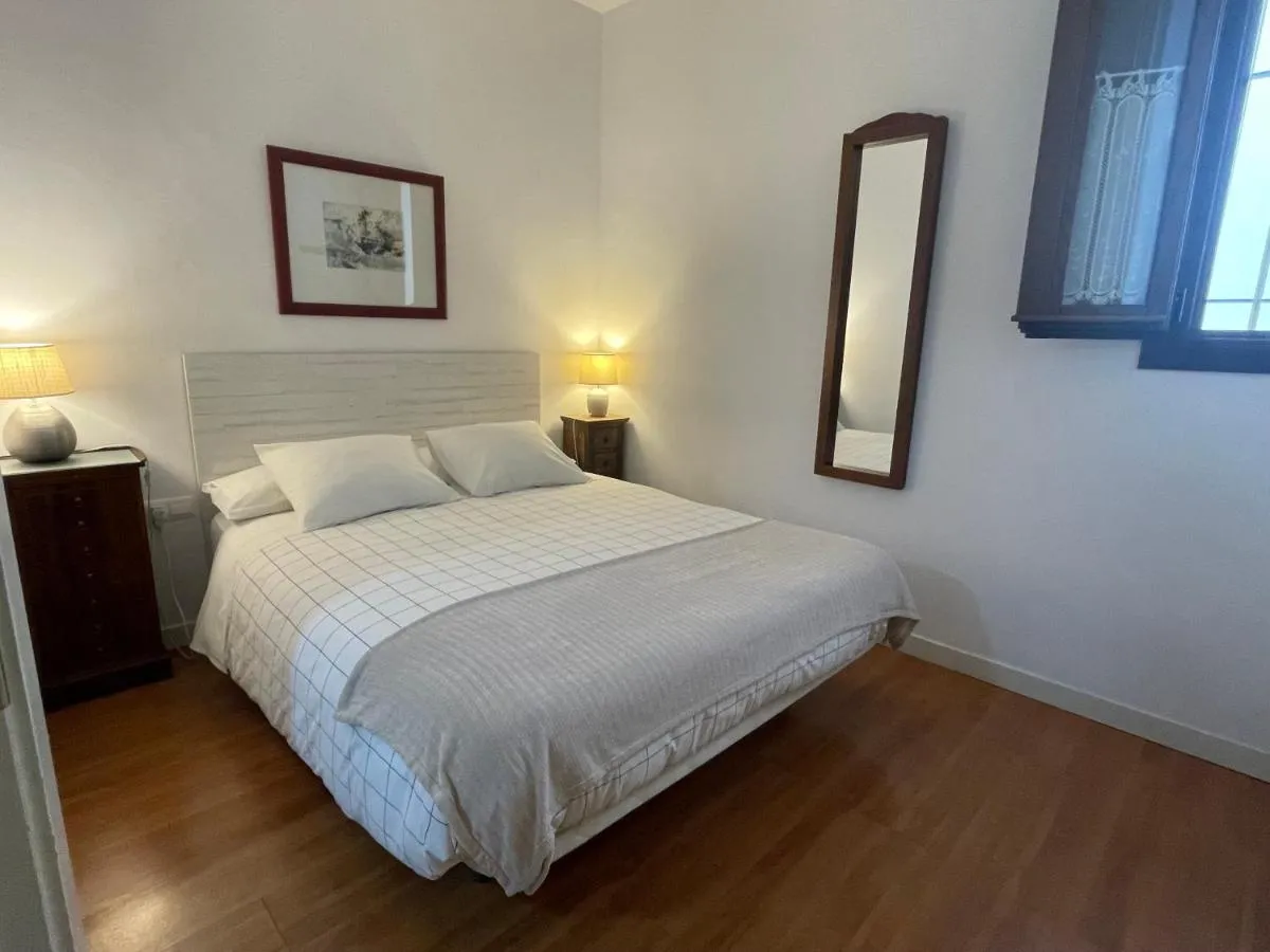 Image 1 of Apartamento céntrico Plaza del Salvador
