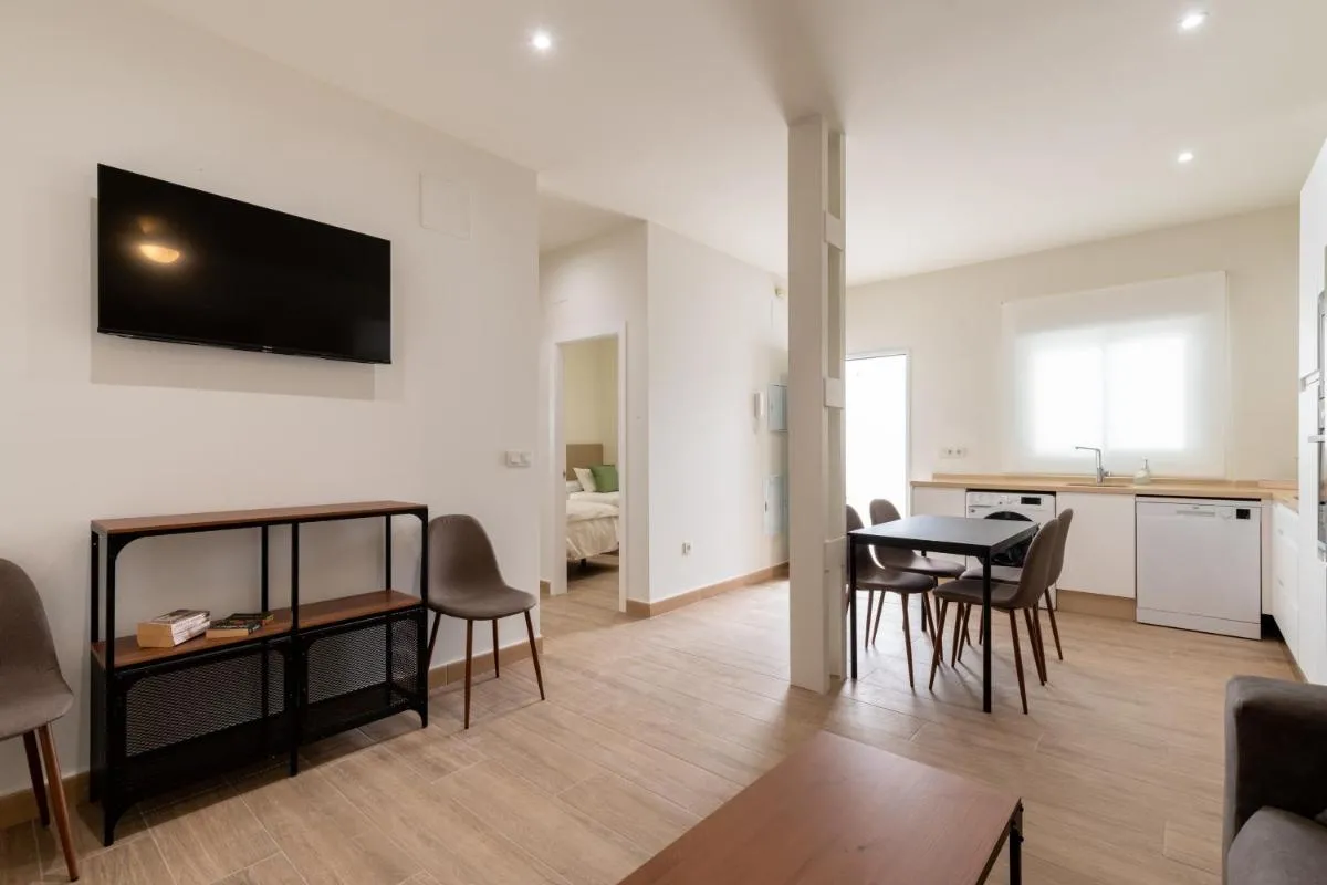 Image 4 of Apartamentos Cervantes 17