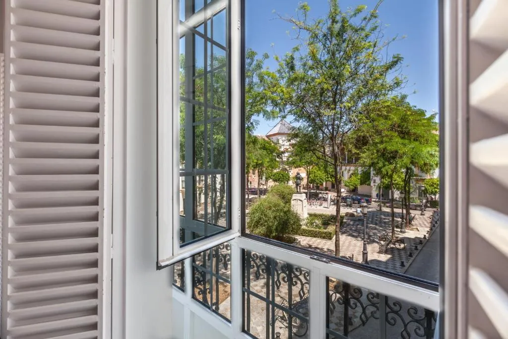Image of Apartamentos Plaza Pilatos