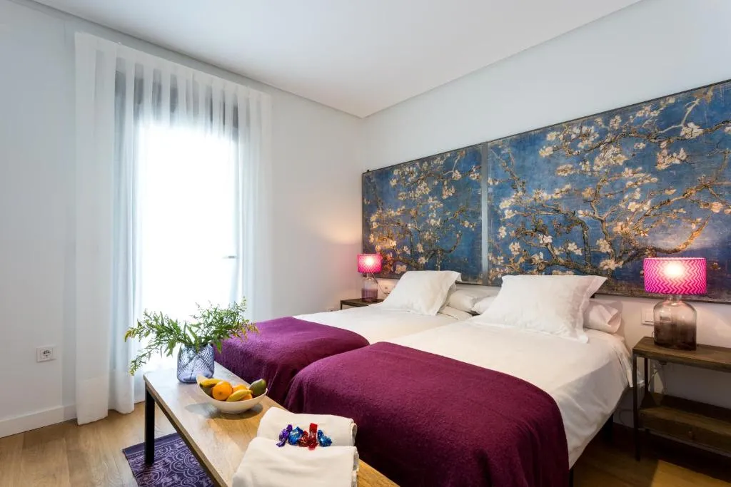 Image of Apartamentos RG Plaza de España