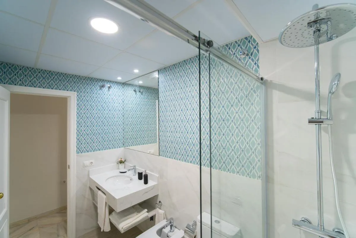 Image 6 of Arco Macarena Suite