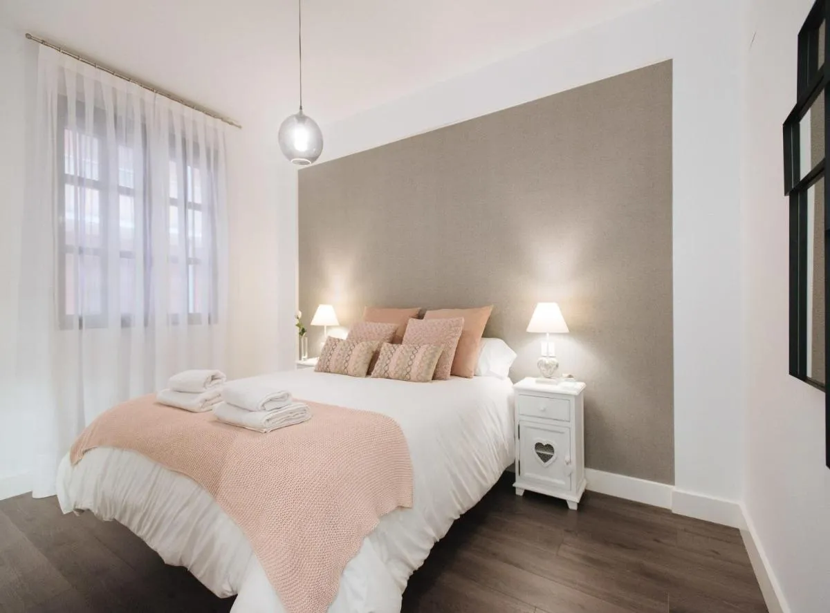 Image 2 of Arjona Suite Apartment