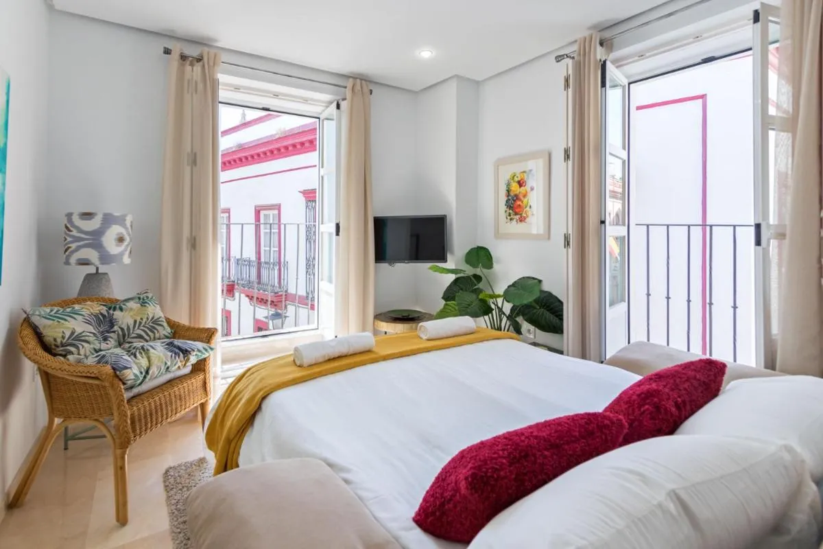Image 1 of Bamberg Central Suite by Valcambre