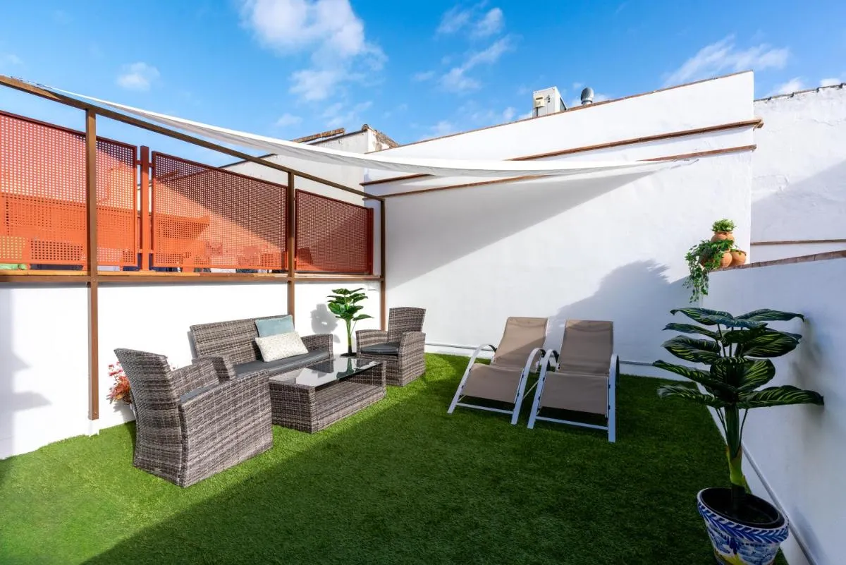Image 1 of Céntrico dúplex con terraza