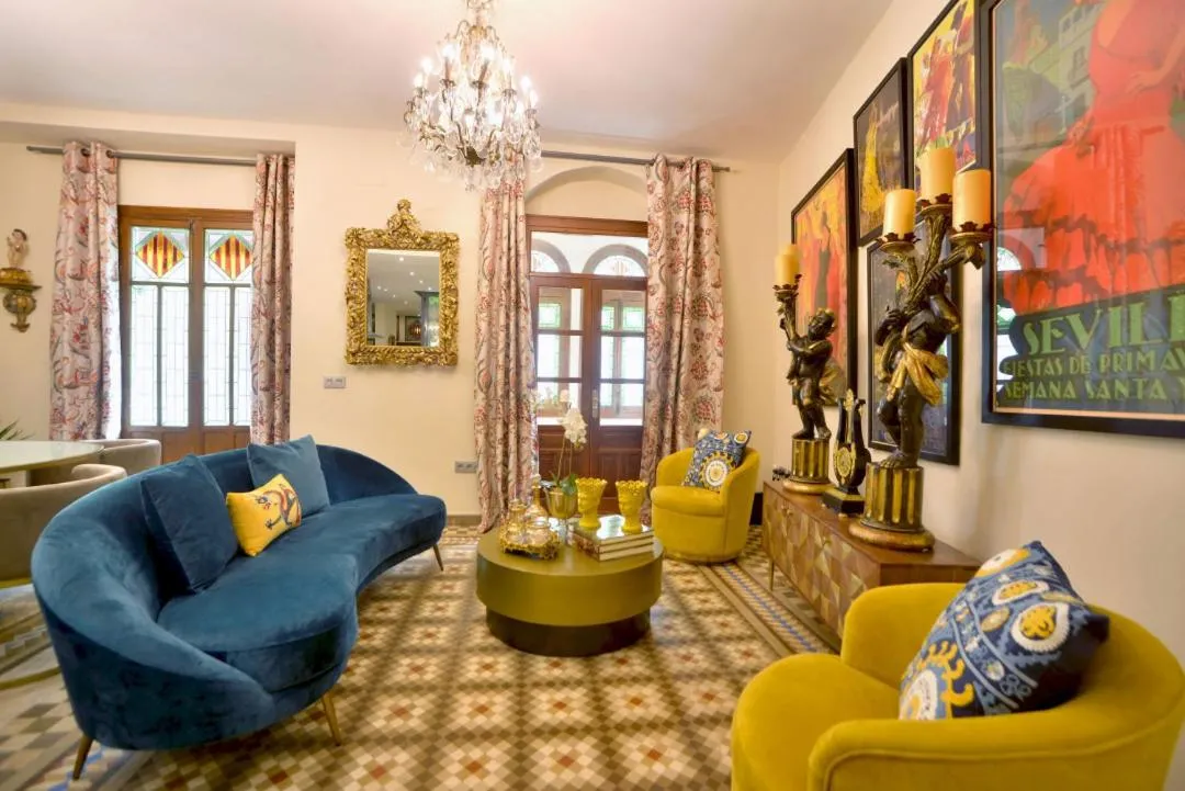 Image 1 of Classic and Luxury- 2Bd 2Bth- Sierpes