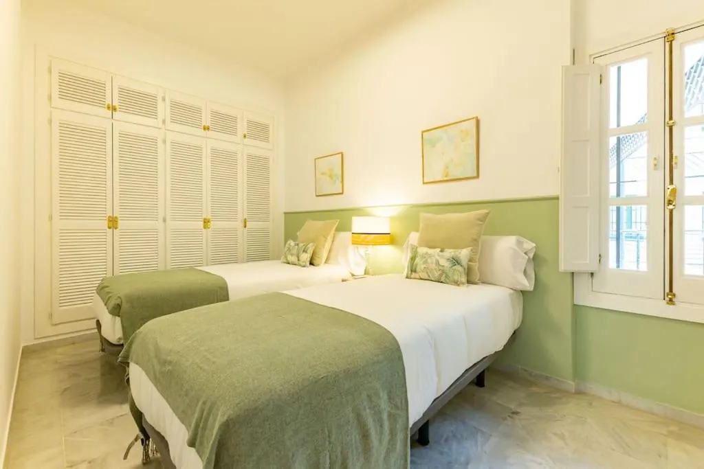 Image 1 of Conde Ibarra Deluxe By Valcambre