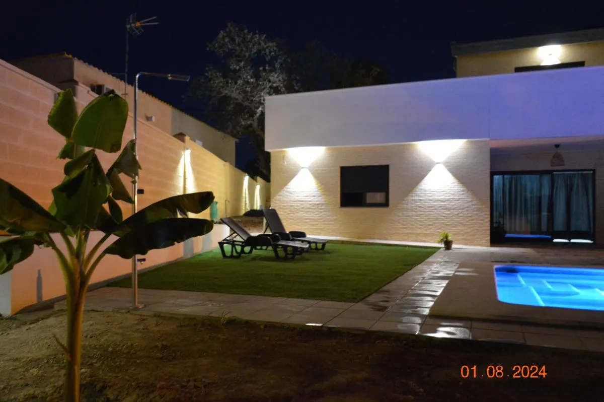 Image 1 of El Refugio