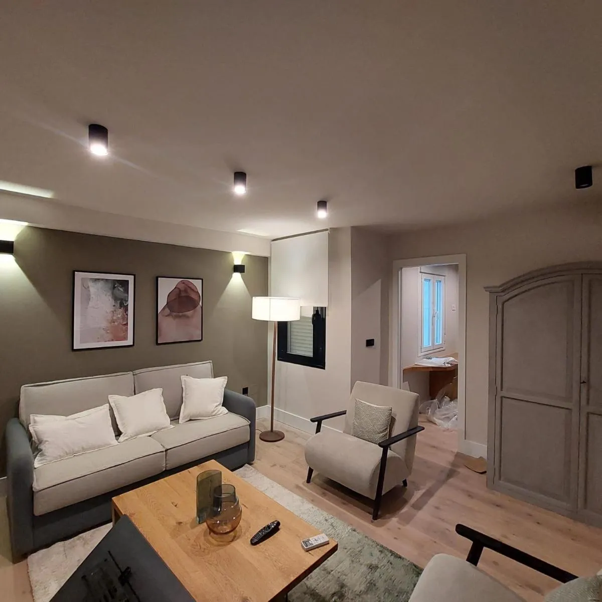 Image 3 of Elegant and Luxury 2Bd 2bth- Alfalfa