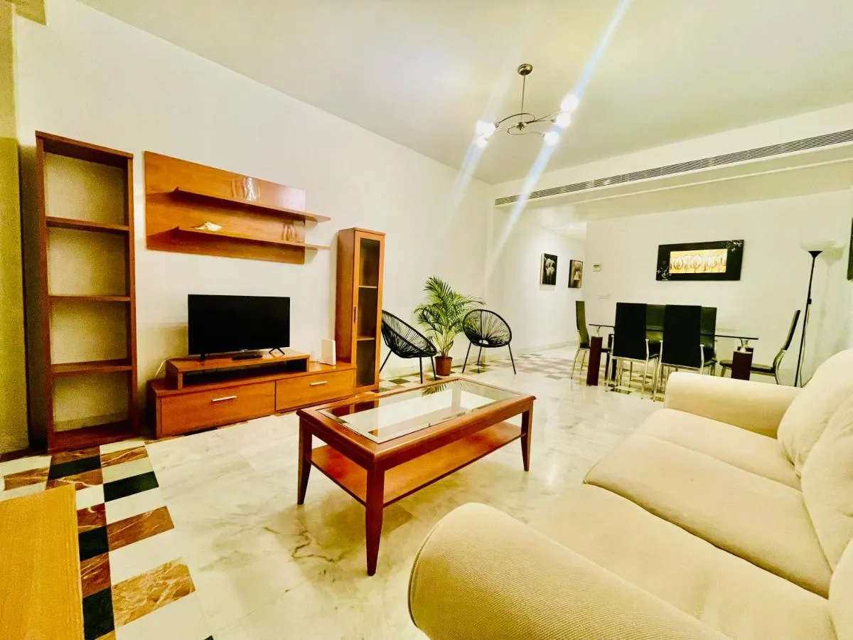 Image 1 of Entrecatedrales Suite