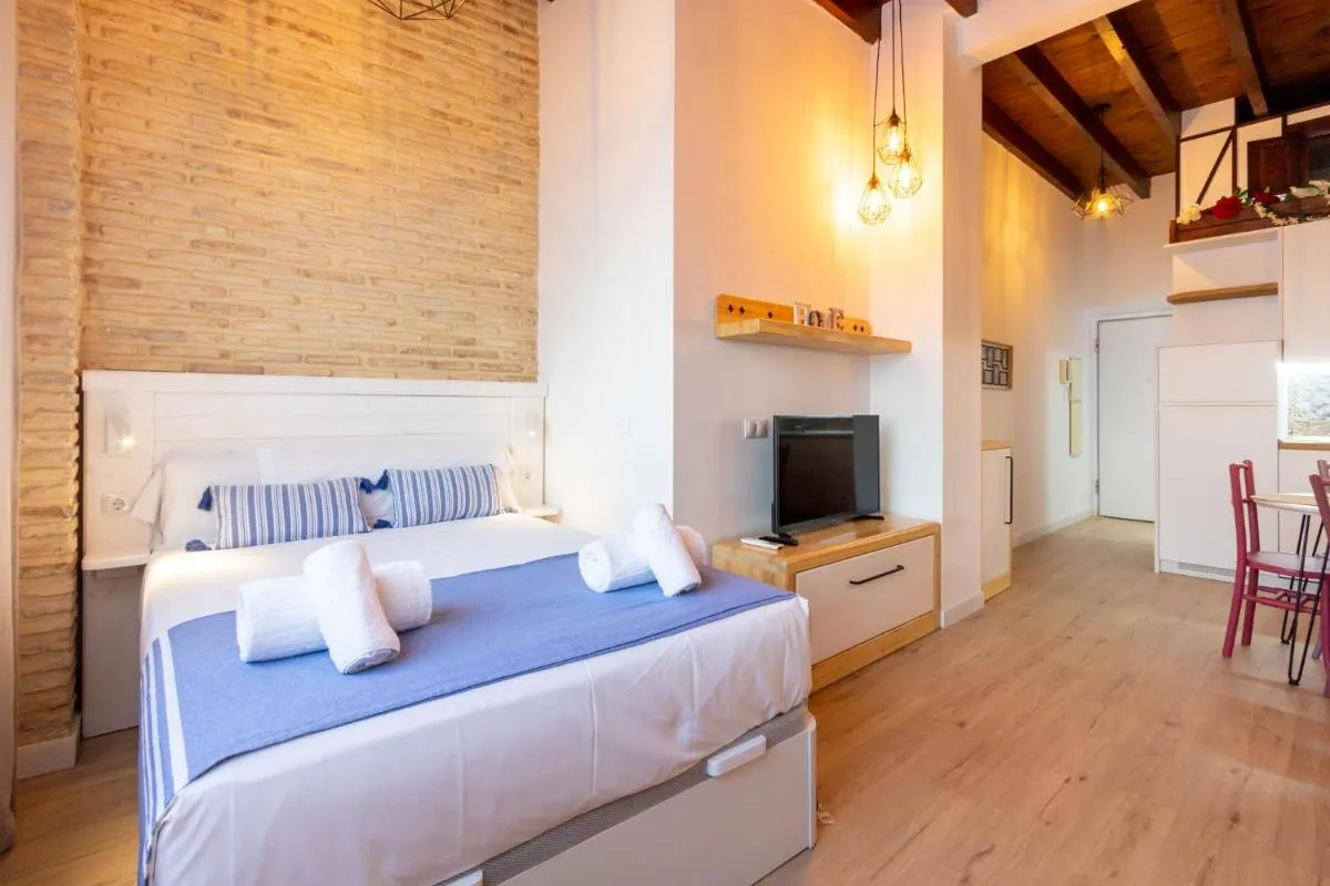 Image 4 of Fabie Triana Loft by Valcambre