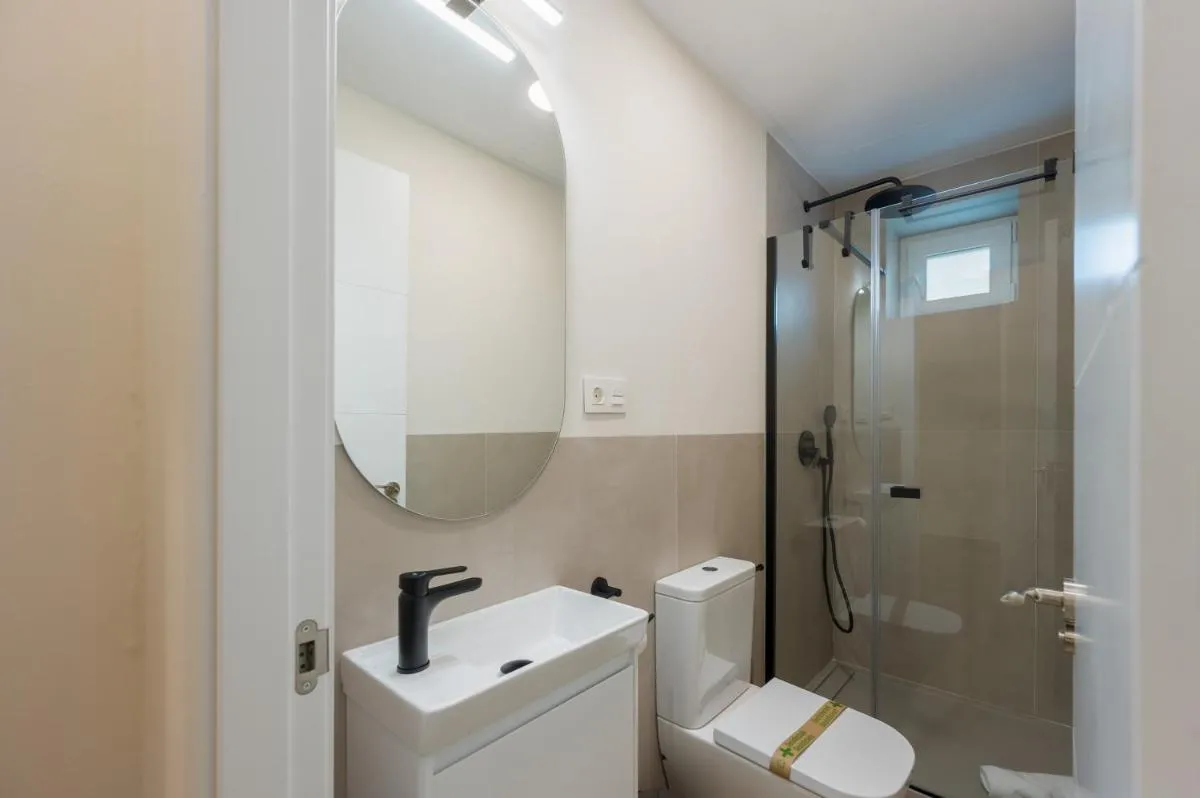 Image 1 of Fantastico Apartamento Plaza del Salvador