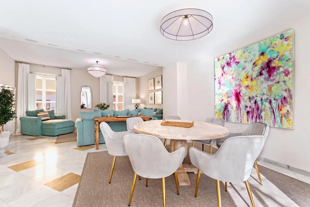 Image 1 of Genteel Home Abades