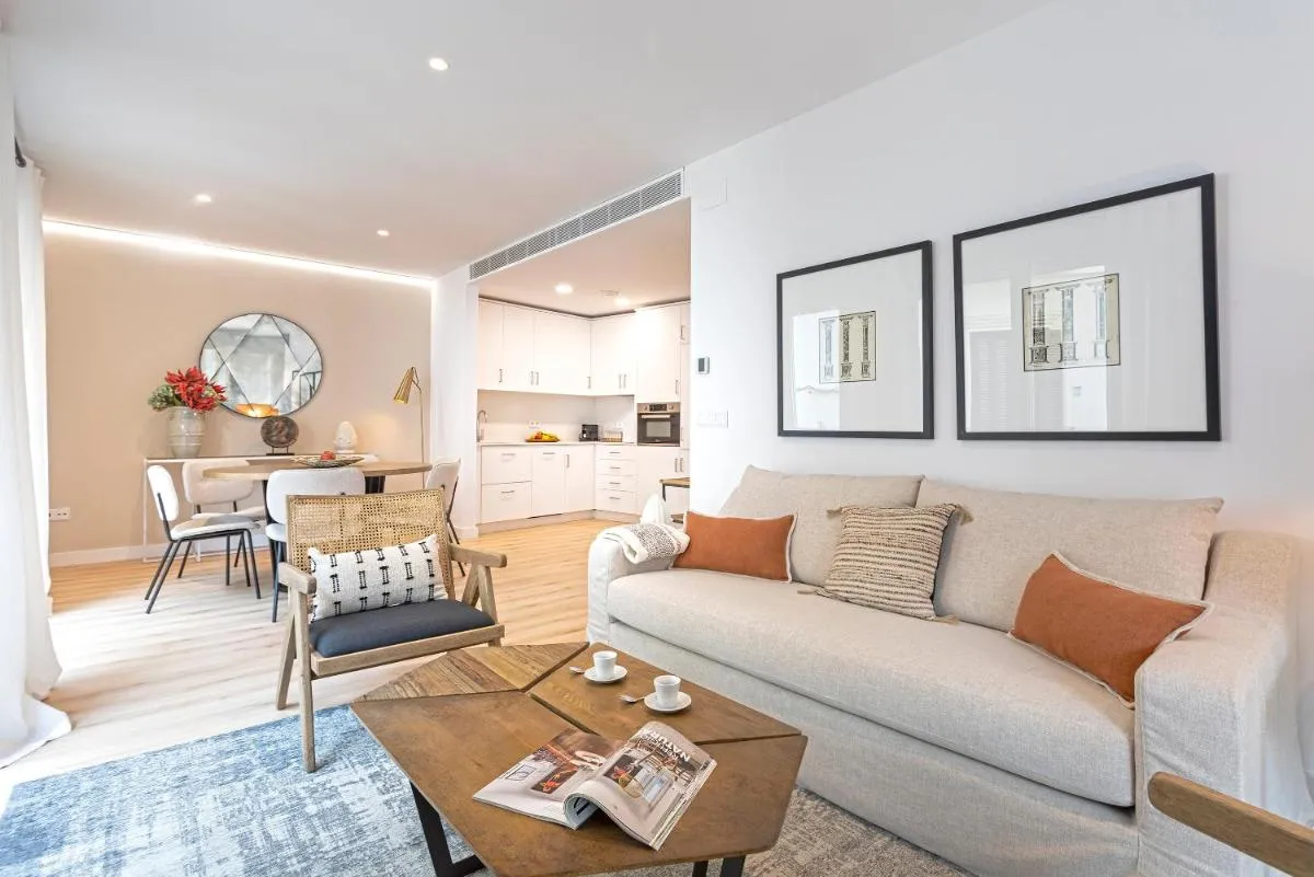 Image 3 of Genteel Home Aire