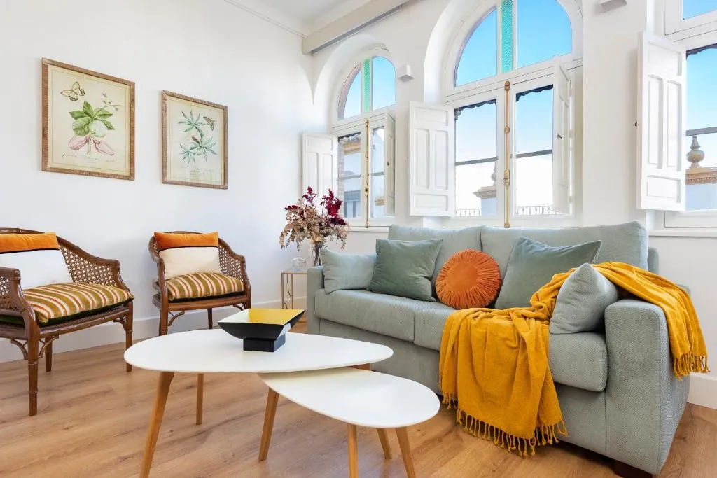 Image of Genteel Home Francos Entretejas