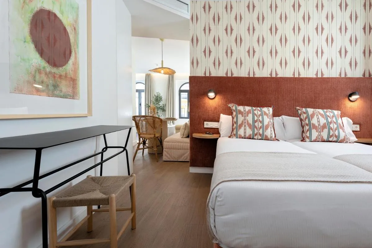 Image 1 of Genteel Home Gamazo