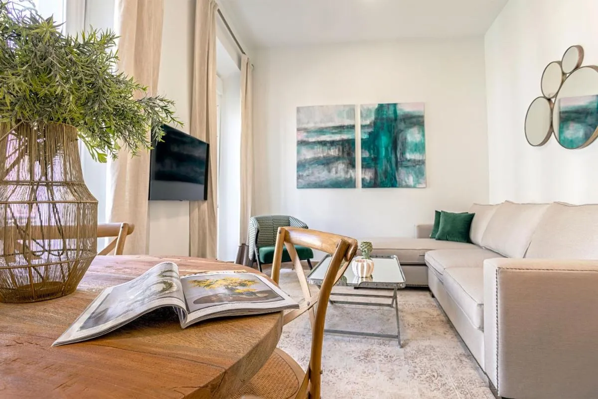 Image 6 of Genteel Home Recaredo