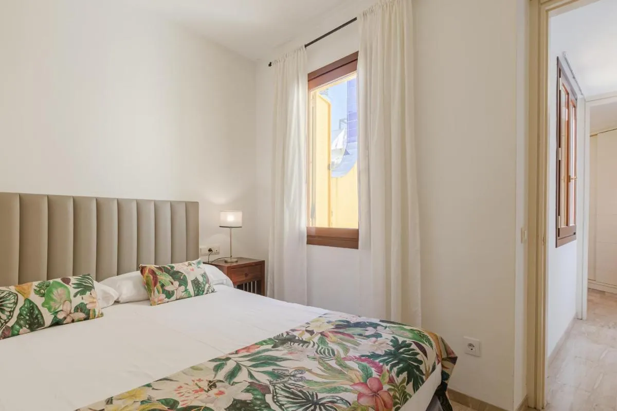 Image 1 of Green-Apartments Giralda Views