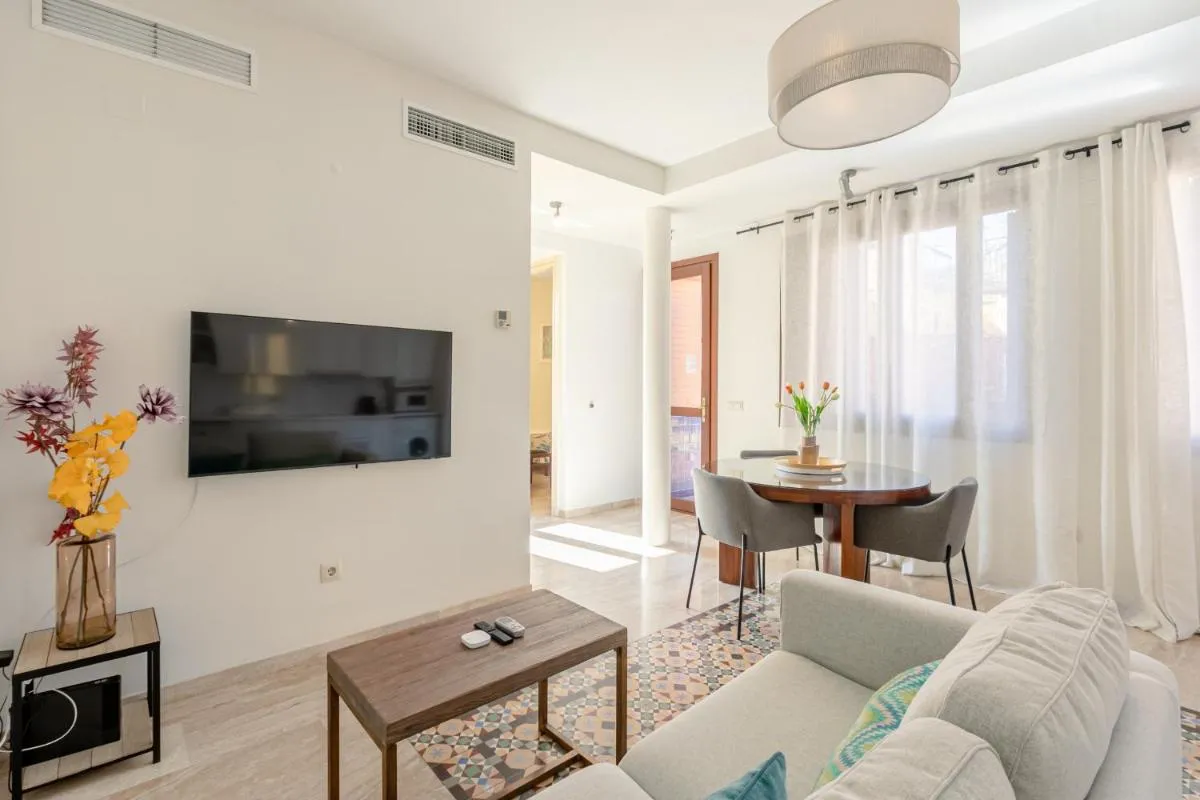Image 4 of Green-Apartments Giralda Views