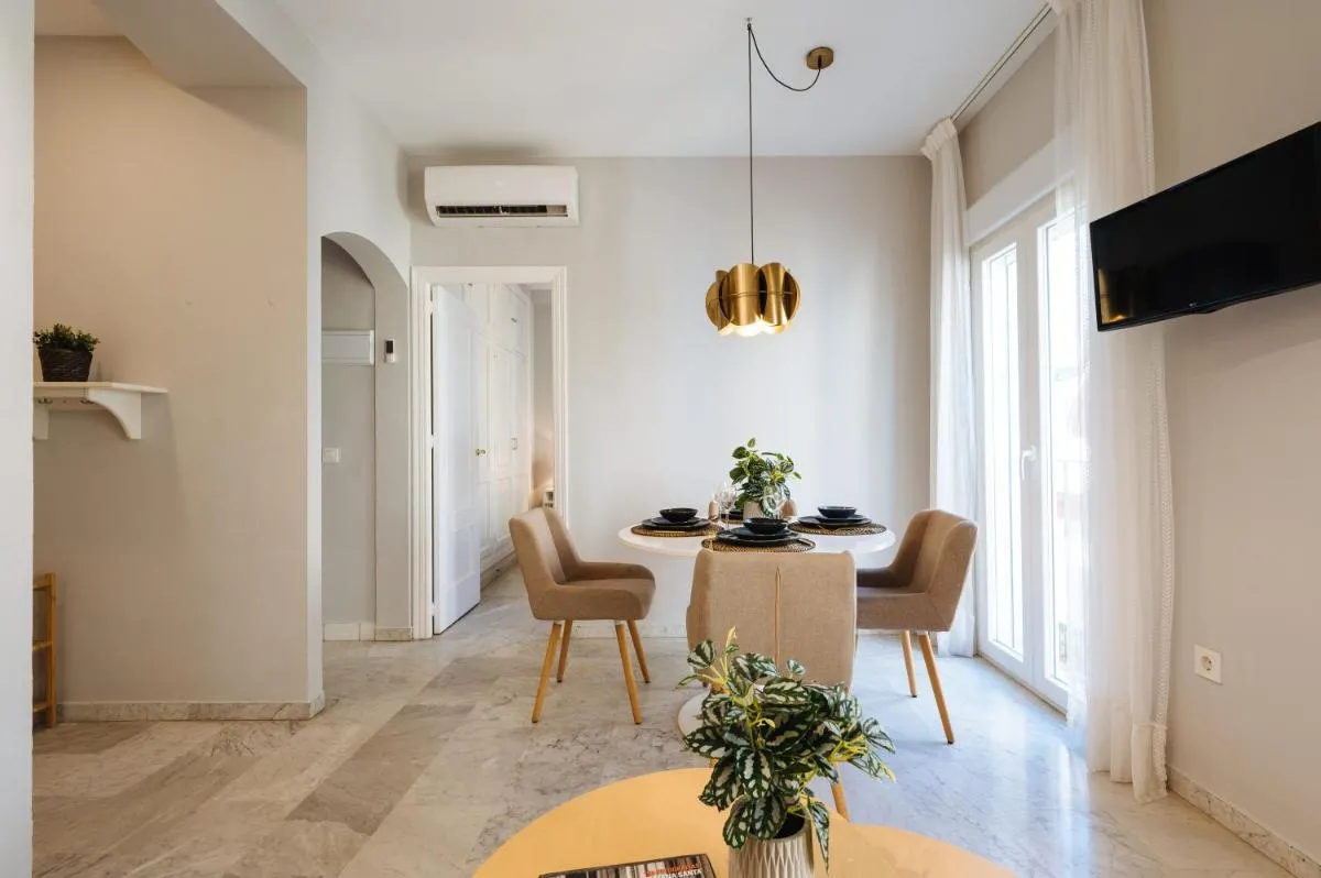 Image 4 of Guadalquivir Terrace Suite Apartments