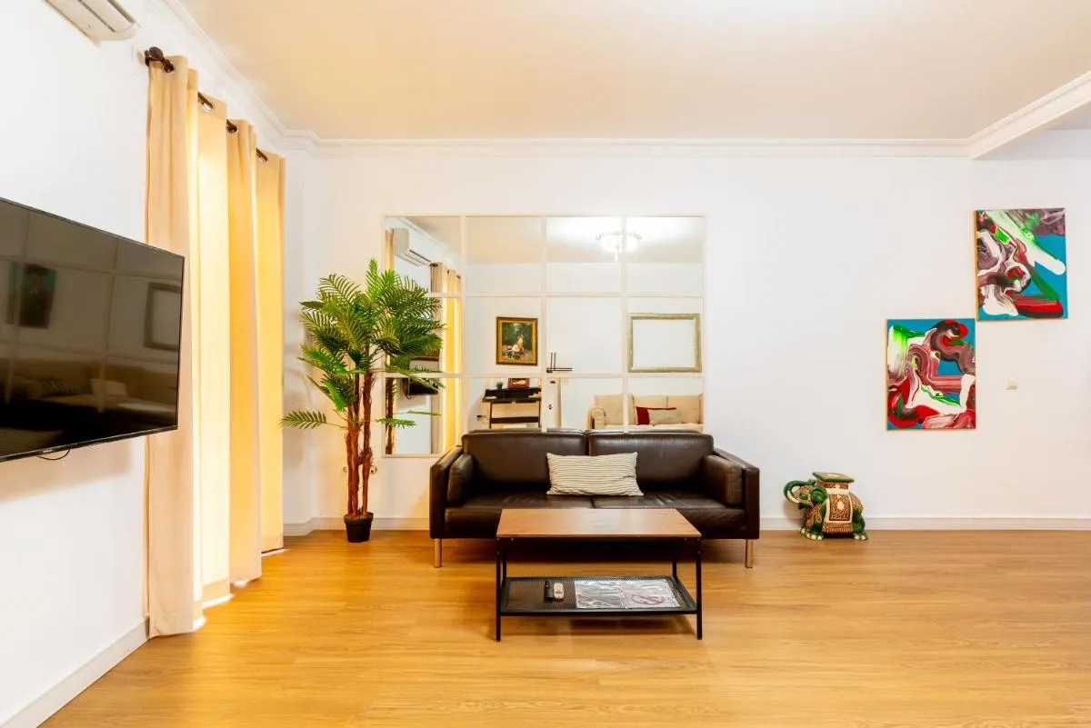 Image 4 of HOUSE Sevillana Parking