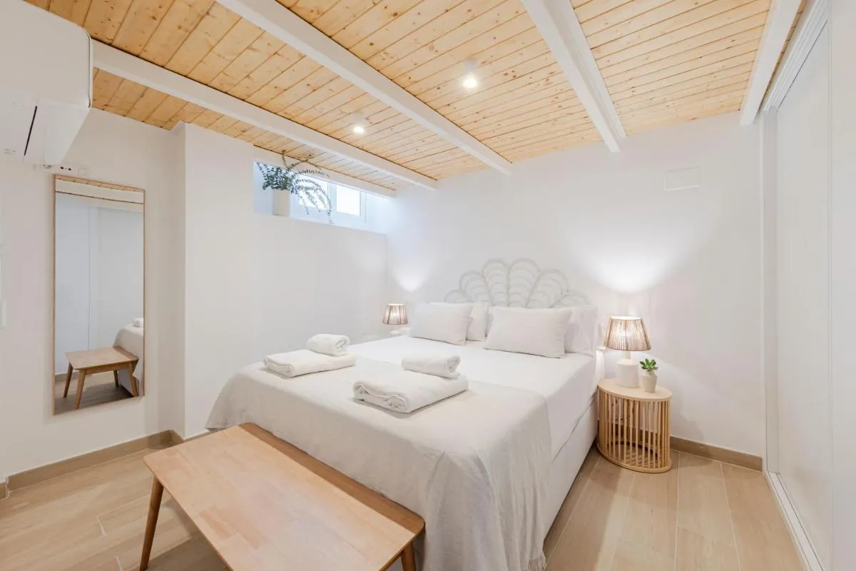 Image 1 of ISG Apartments Conde Negro 10- FREE PARKING