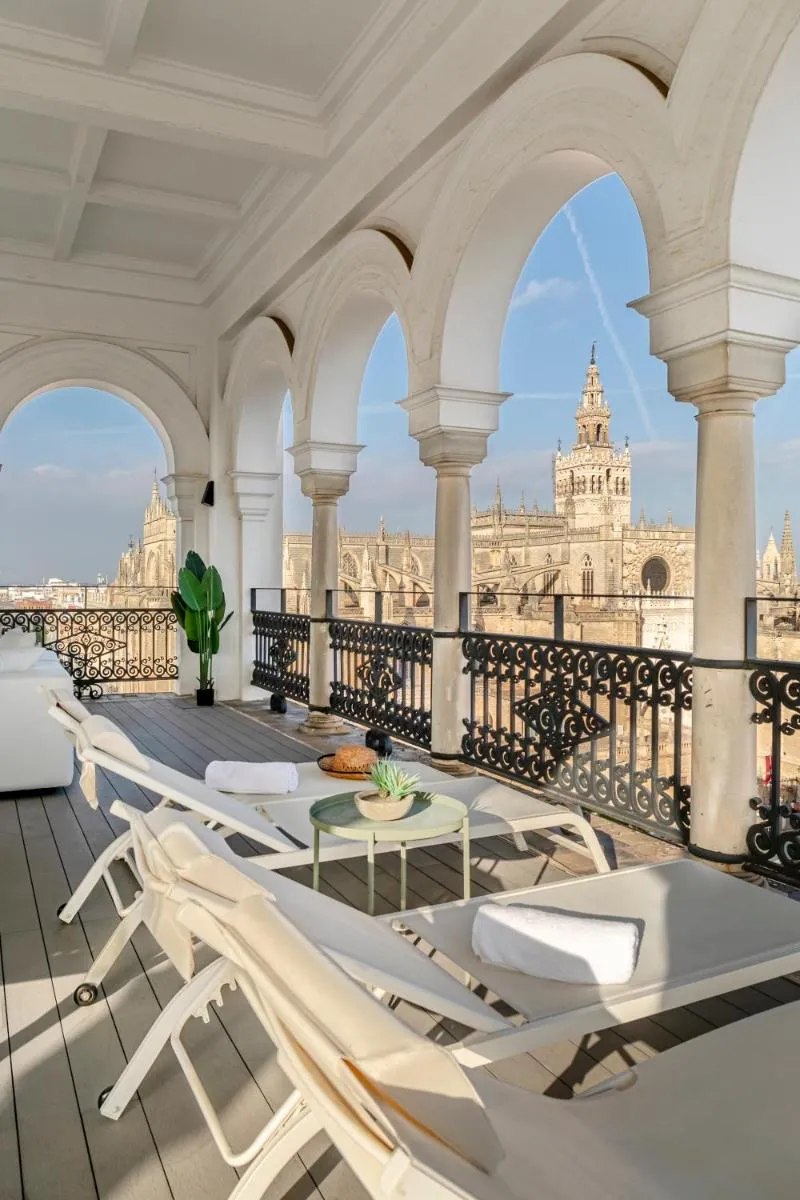 Image 6 of ISG Apartments The most Exclusive apartment in Sevillaparking