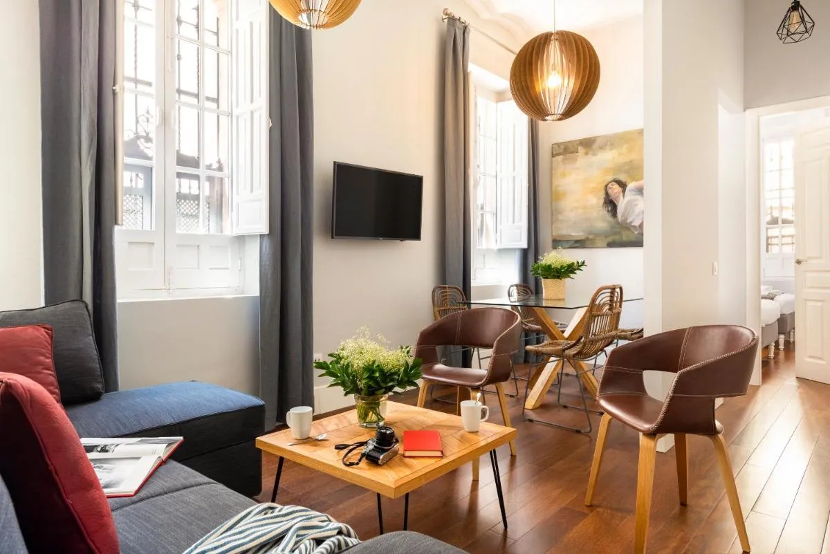 Image 2 of Imperial Luxury Apartment