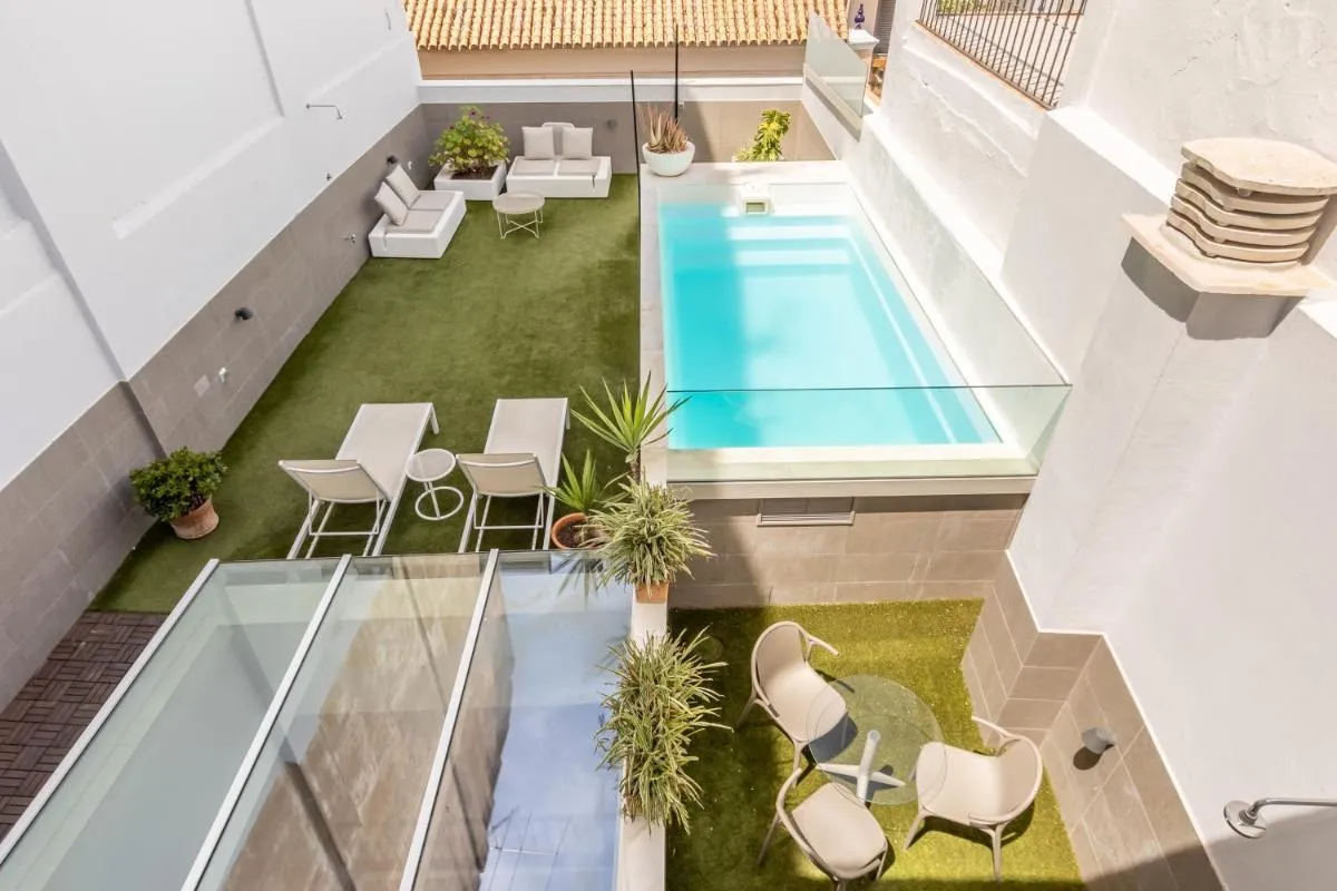 Image 3 of Kayser Premium Suites