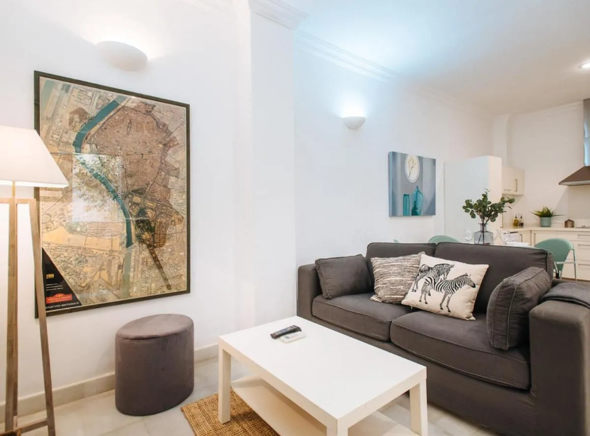 Image 2 of Lanza Suite Apartment