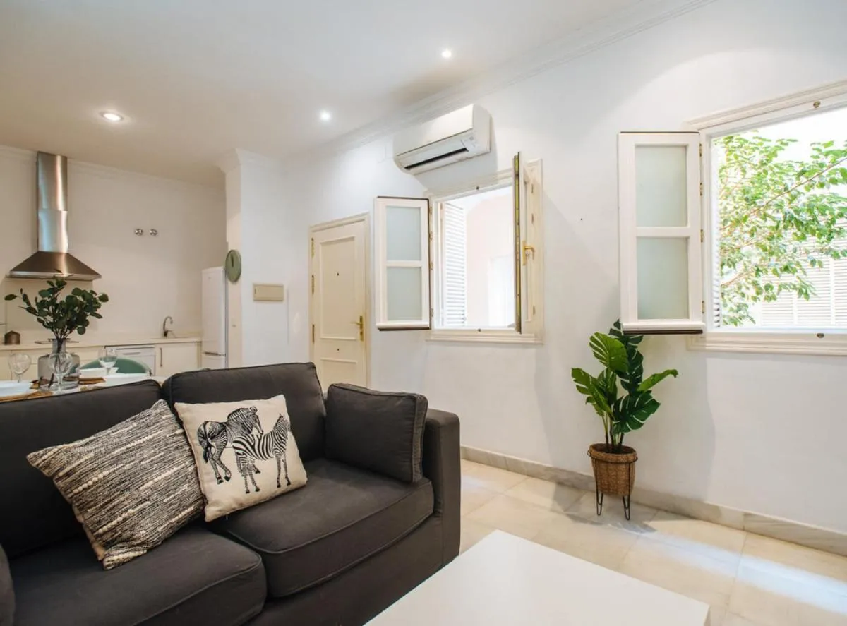 Image 3 of Lanza Suite Apartment