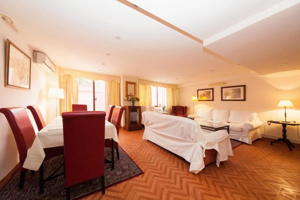 Image 1 of Las Casas de Moratin