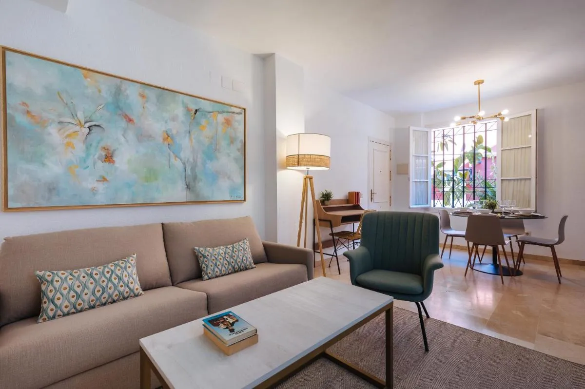 Image 1 of Lirio Suite Apartment – Private Parking included